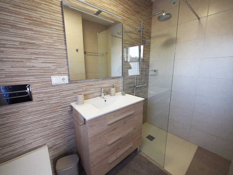 Bathroom 3